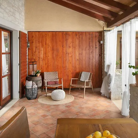 Antonia Apartment *